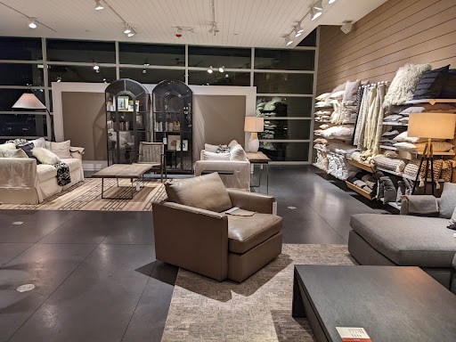 Furniture Store «Crate and Barrel», reviews and photos, 4589 La Jolla Village Dr, San Diego, CA 92122, USA