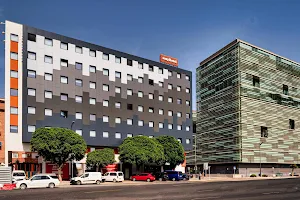 easyHotel Málaga City Centre image