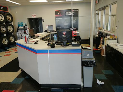 Tire Shop «Firestone Complete Auto Care», reviews and photos, 5101 W Colonial Dr, Pine Hills, FL 32808, USA