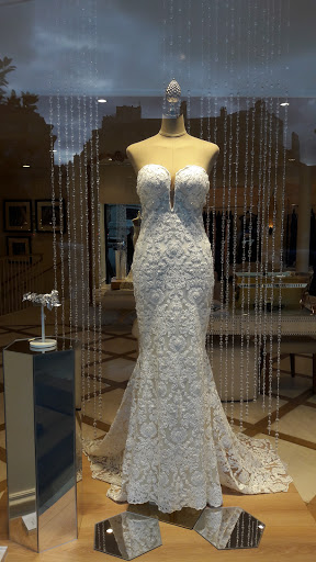 Second hand wedding dresses stores Paris