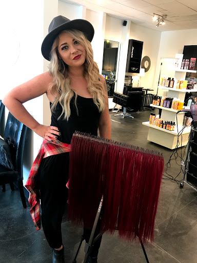 Beauty Salon «Glow A Boutique Salon», reviews and photos, 5422 US-90, Milton, FL 32571, USA