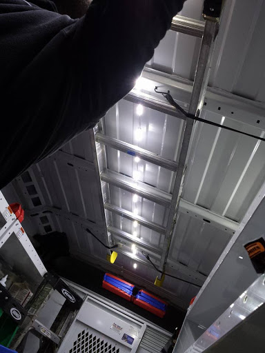 Electronics Repair Shop «Auto Electronic Specialists», reviews and photos, 2428 Nolensville Pike, Nashville, TN 37211, USA