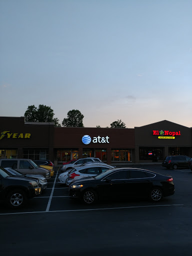Cell Phone Store «AT&T», reviews and photos, 3014 Bardstown Rd, Louisville, KY 40205, USA
