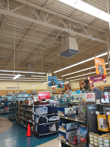 Pet Supply Store «Petco Animal Supplies», reviews and photos, 2095 N Harris Blvd, Layton, UT 84041, USA