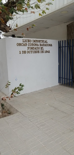 Liceo Industrial Oscar Corona B. - La Calera