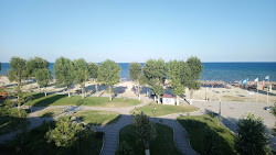 Olympiaki Akti beach'in fotoğrafı imkanlar alanı