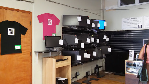 Non-Profit Organization «Free Geek Thrift Store», reviews and photos, 1731 SE 10th Ave, Portland, OR 97214, USA