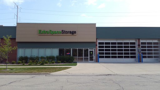 Storage Facility «Extra Space Storage», reviews and photos, 275 Northfield Rd, Northfield, IL 60093, USA
