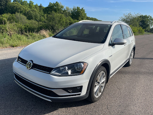 Used Car Dealer «Imotobank Car Dealership», reviews and photos, 10 Industrial Rd, Walpole, MA 02081, USA