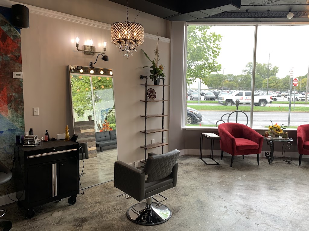 Collab Salon Grosse Pointe, MI 48230 Services and Reviews