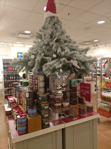 Department Store «JCPenney», reviews and photos, 303 301 Blvd W #701, Bradenton, FL 34205, USA