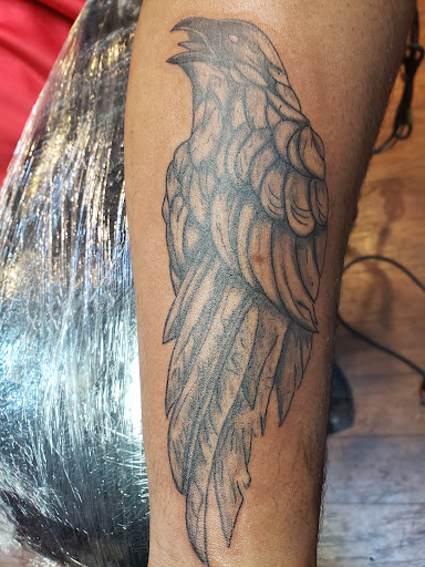 Tattoo Shop «All Inked Up», reviews and photos, 1700 Greensboro Ave, Tuscaloosa, AL 35401, USA