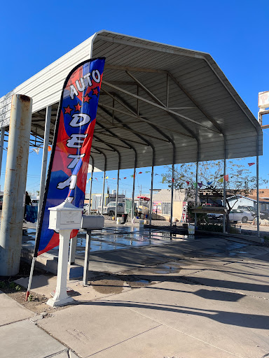 Desert Car Wash en El Centro
