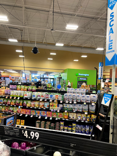 Supermarket «Giant Eagle Supermarket», reviews and photos, 21593 Lorain Rd, Fairview Park, OH 44126, USA