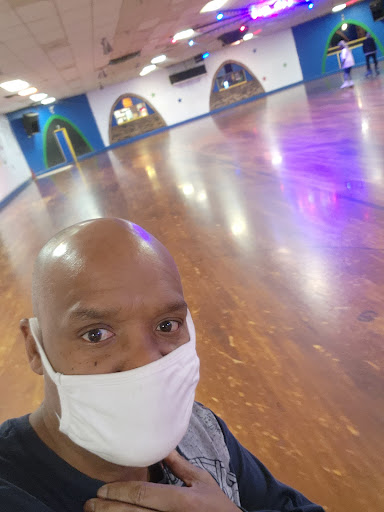 Skate Shop «Glenwood Skate Shop Da Coach», reviews and photos, 656 Holbrook Rd, Glenwood, IL 60425, USA