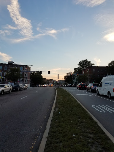 Car Dealer «DR Auto Sales & Tire Services», reviews and photos, 257 Columbia Rd, Dorchester, MA 02121, USA