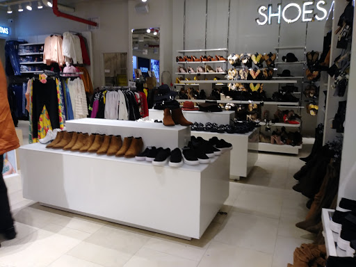 Shopping Mall «The Shops at Atlas Park», reviews and photos, 8000 Cooper Ave, Glendale, NY 11385, USA