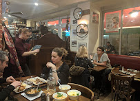 Atmosphère du Restaurant français Le Volant Basque à Paris - n°5