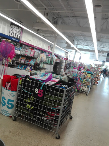 Variety Store «Five Below», reviews and photos, 14215 Hall Rd, Shelby Charter Township, MI 48315, USA