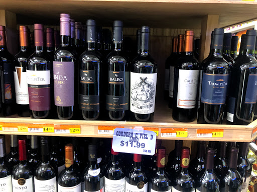 Grocery Store «Bay Supermarket», reviews and photos, 907 Normandy Dr, Miami Beach, FL 33141, USA