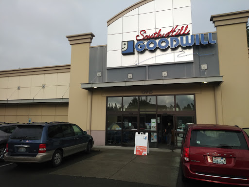 Thrift Store «South Hill Goodwill», reviews and photos, 12915 Meridian E, Puyallup, WA 98373, USA