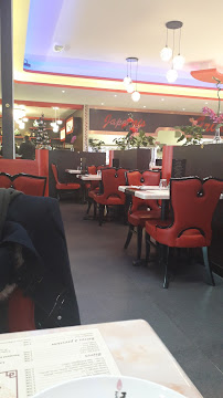 Atmosphère du WAFU Restaurant asiatique（buffet à volonté) à Méaulte - n°12