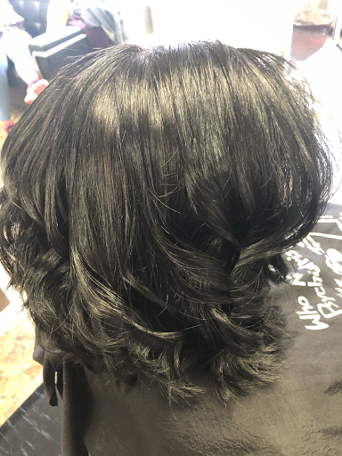 Hair Salon «Ada Dominican Hair Salon», reviews and photos, 208 W Bel Air Ave, Aberdeen, MD 21001, USA