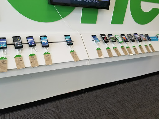 Cell Phone Store «Cricket Wireless Authorized Retailer», reviews and photos, 725 NY-25A, Miller Place, NY 11764, USA