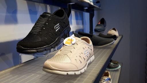 Top 1 cửa hàng skechers Huyện Nam Giang Quảng Nam 2022