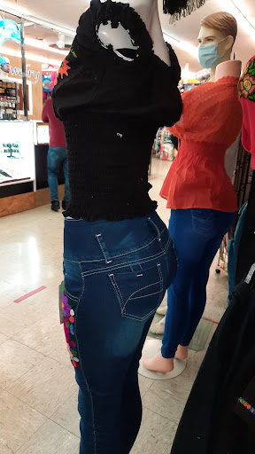 Shopping Mall «Elgin Shopping Mall», reviews and photos, 308 S McLean Blvd, Elgin, IL 60123, USA