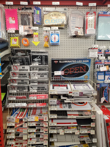 Office Supply Store «Staples», reviews and photos, 7659 Mall Rd, Florence, KY 41042, USA