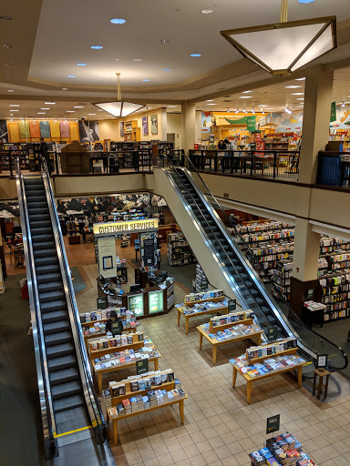 Book Store «Barnes & Noble», reviews and photos, 11 W Hillsdale Blvd, San Mateo, CA 94403, USA