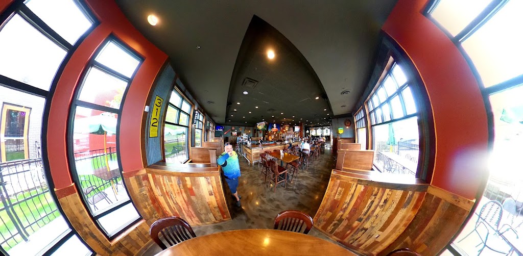 Crooked Pint Ale House 58201