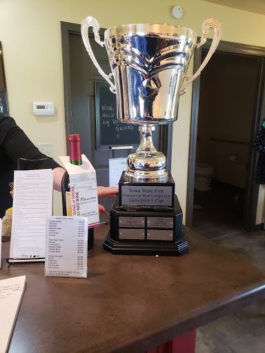 Vineyard «Ardon Creek Vineyard and Winery», reviews and photos, 2391 Independence Ave, Letts, IA 52754, USA