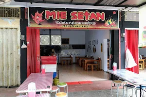 Mie Setan Makassar image
