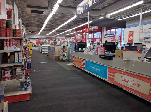 Office Supply Store «Staples», reviews and photos, 5680 Broadway, Bronx, NY 10463, USA