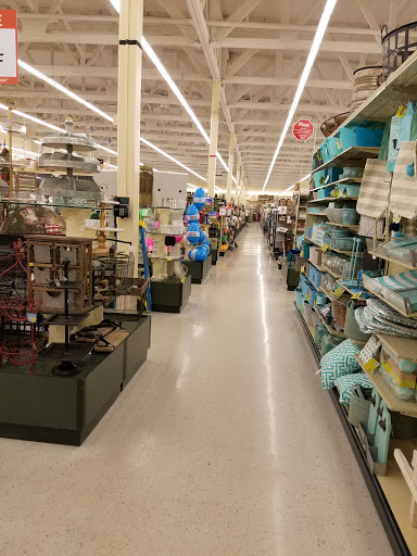 Craft Store «Hobby Lobby», reviews and photos, 6803 S 27th St, Franklin, WI 53132, USA