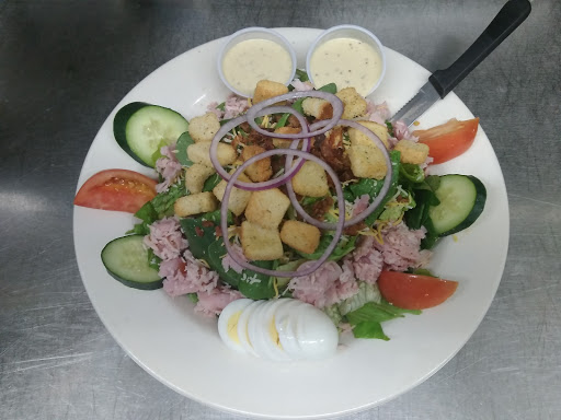 Sports Bar «Brass Rail Sports Bar, Restaurant & Pool Hall», reviews and photos, 4940 NE 81st St, Kansas City, MO 64119, USA