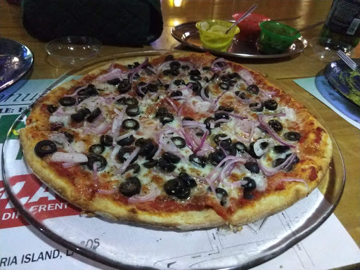 La Pizza, 13 Taslim Elias Cl, Victoria Island, Lagos, Nigeria, Restaurant, state Lagos