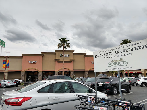 Shopping Mall «Gateway Plaza», reviews and photos, 21929 Ventura Blvd, Los Angeles, CA 91364, USA