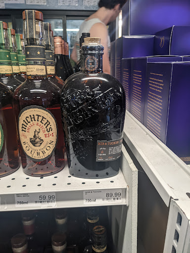 Liquor Store «Parkway Liquor Store», reviews and photos, 288 Parkway, Gatlinburg, TN 37738, USA