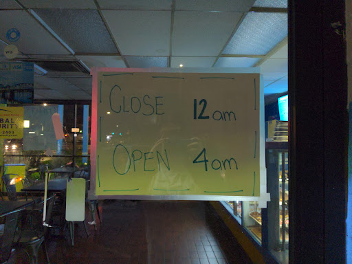 Donut Shop «Heavenly Donuts», reviews and photos, 1915 N Lombard St, Portland, OR 97217, USA