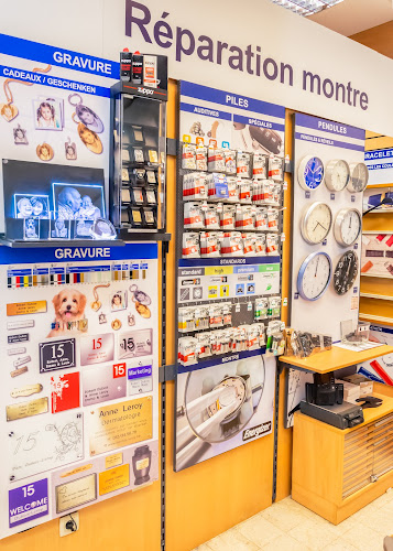 Beoordelingen van MISTER MINIT Boncelles Carrefour | Clés, Horlogerie & Cordonnerie in Luik - Schoenenwinkel