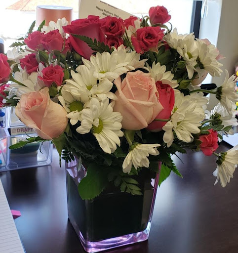 Florist «Flower Boutique», reviews and photos, 514 N Lake Ave, Pasadena, CA 91101, USA