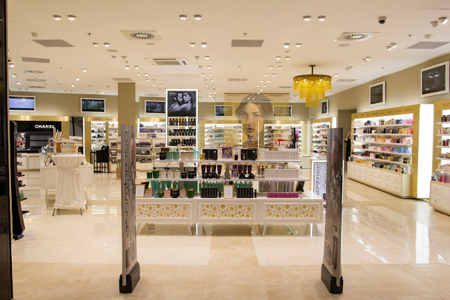 Recenze na FAnn - Parfumerie a prodejna kosmetiky Galerie Šantovka Olomouc v Olomouc - Prodejna kosmetiky