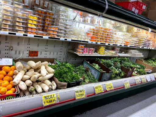 Indian Grocery Store «APNA DESH Indian Grocery Store», reviews and photos, 8300 Pulaski Hwy, Rosedale, MD 21237, USA