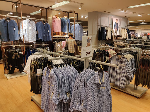Stores to buy pants Nuremberg