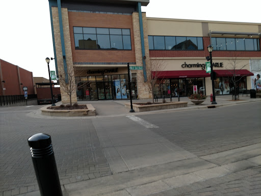 Fashion Accessories Store «Charming Charlie», reviews and photos, 1676 West End Blvd, Minneapolis, MN 55416, USA