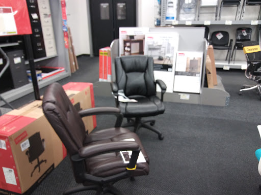 Office Supply Store «Staples», reviews and photos, 23035 W Outer Dr, Allen Park, MI 48101, USA
