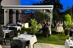 Restaurant Les Jardins de Sainte Cécile image
